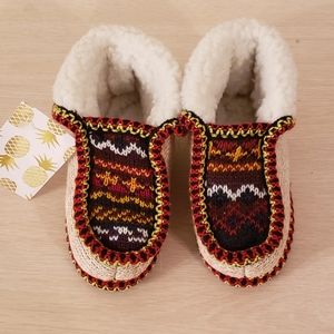 Knit Slippers size 28/29